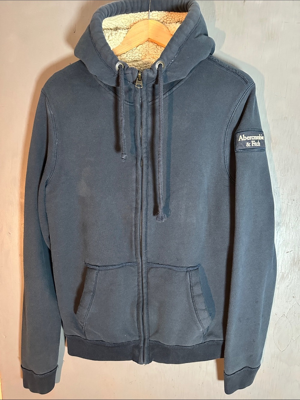 Abercrombie & Fitch Men’s Navy Sherpa-Lined Zip-Up Hoodie